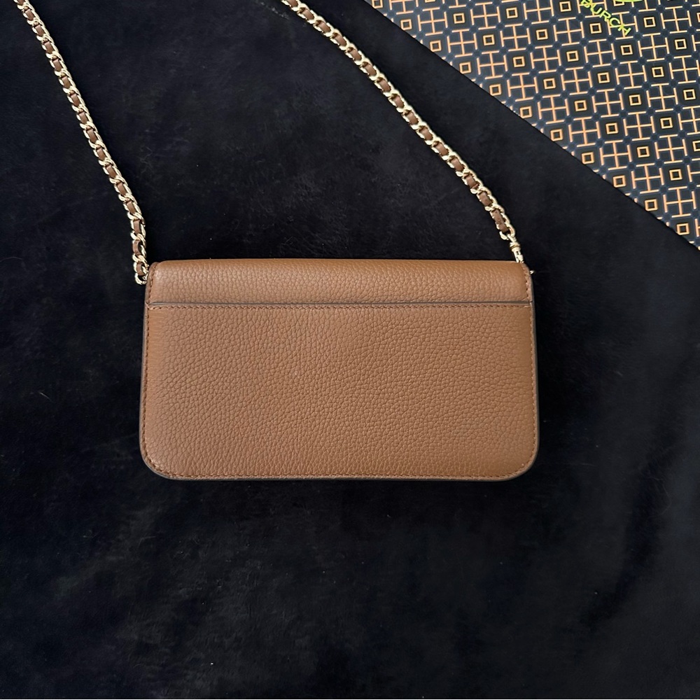 *sold* NWT Tory Burch Britten Chain Wallet Crossbody - Picture 6 of 6